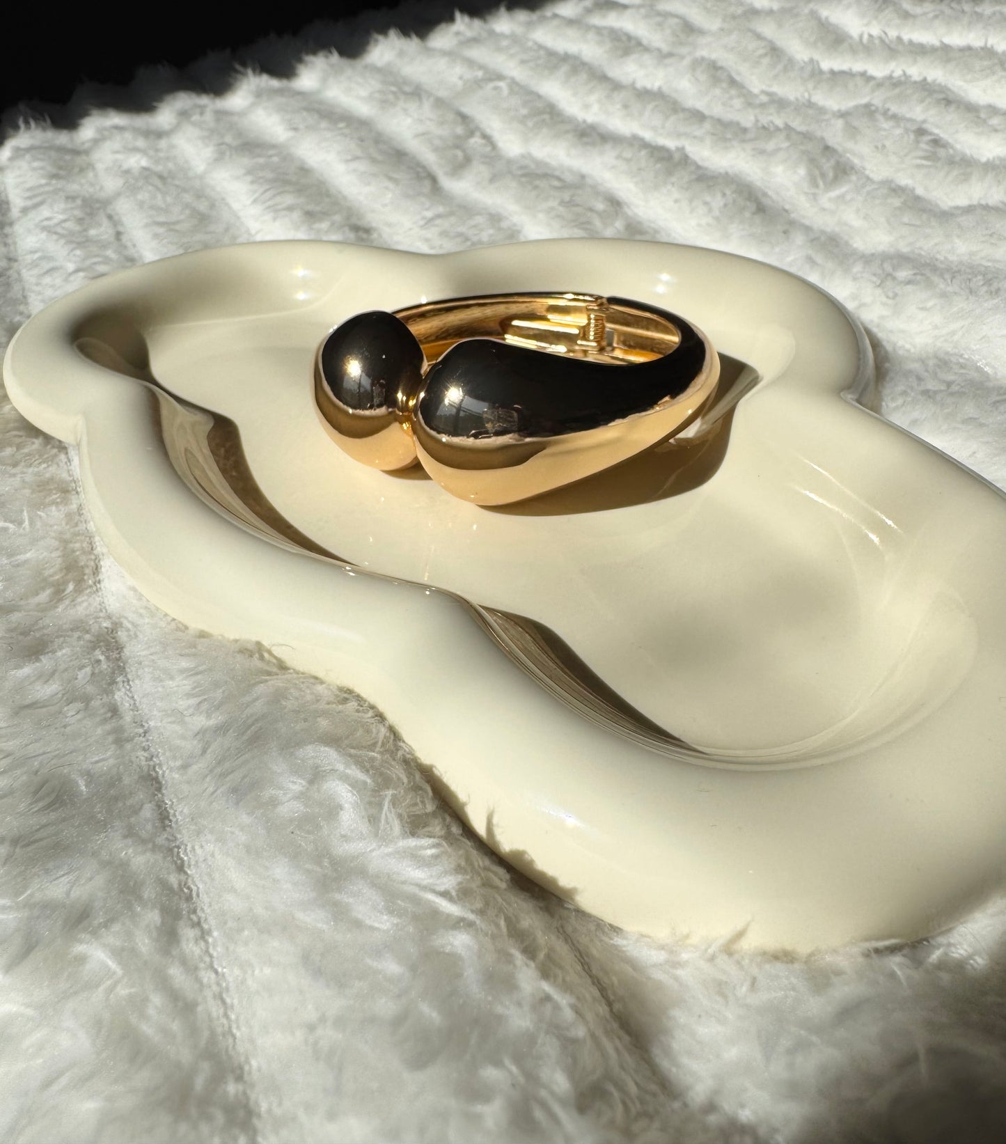 Lunar Crest Bangle