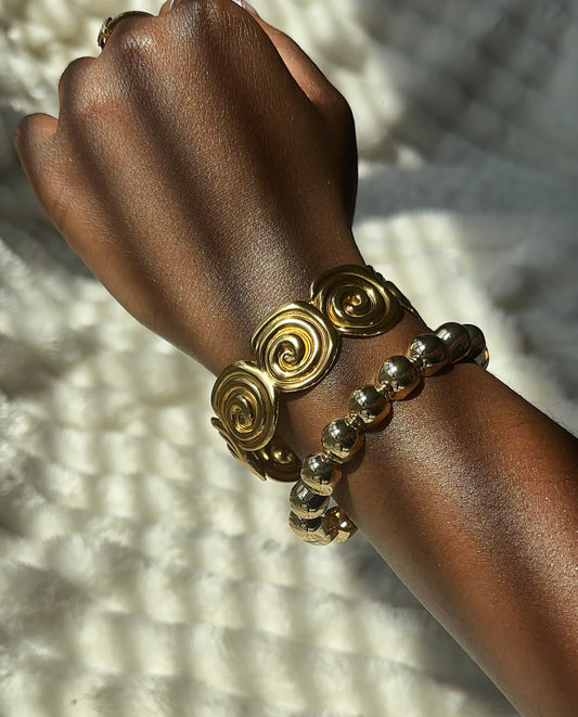 Velle Cuff & Comet Bloom